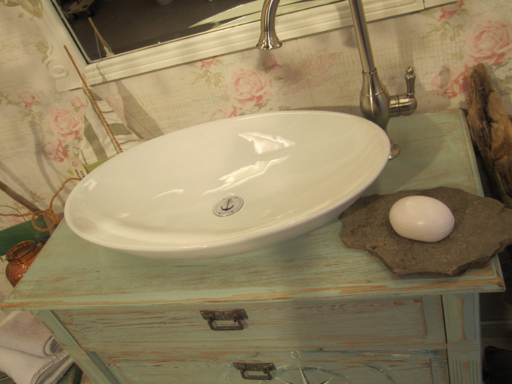 Nautica - Badezimmer im Landhausstil | Wasserheimat